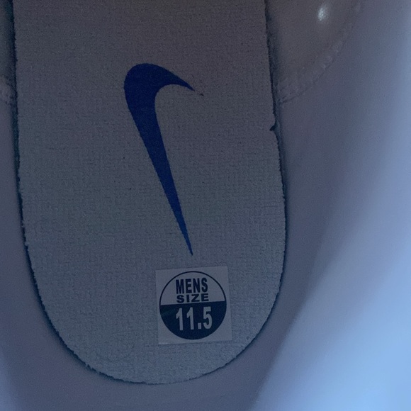 Nike Blazers - Picture 4 of 4